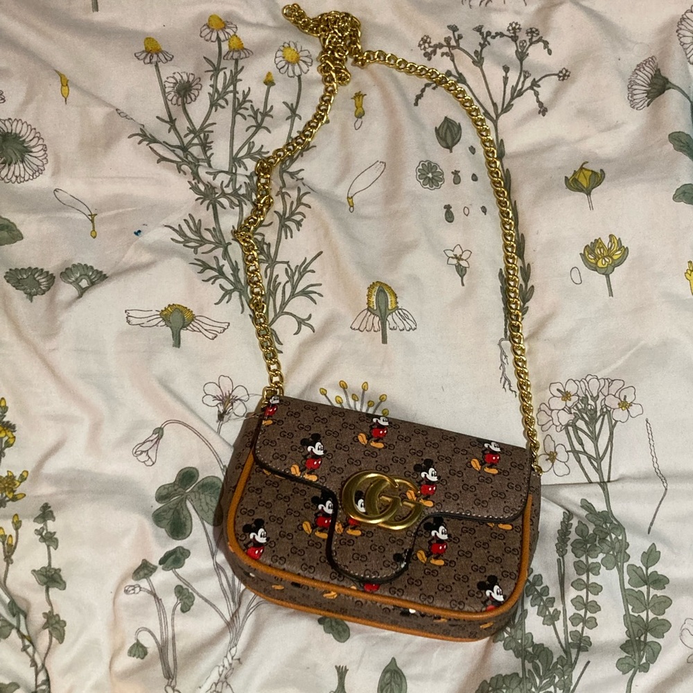 Gucci shoulder bag